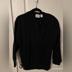 vintage Sterling Harris black knit sweater. Women’s Large.